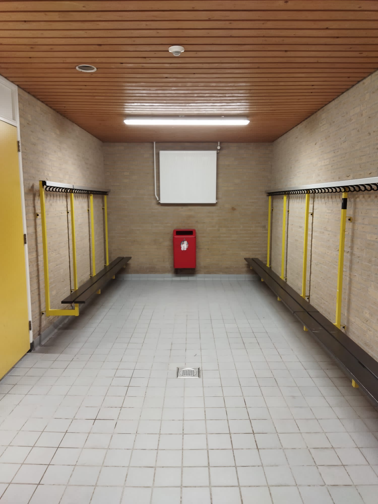 Grote schoonmaak van de kleedkamers