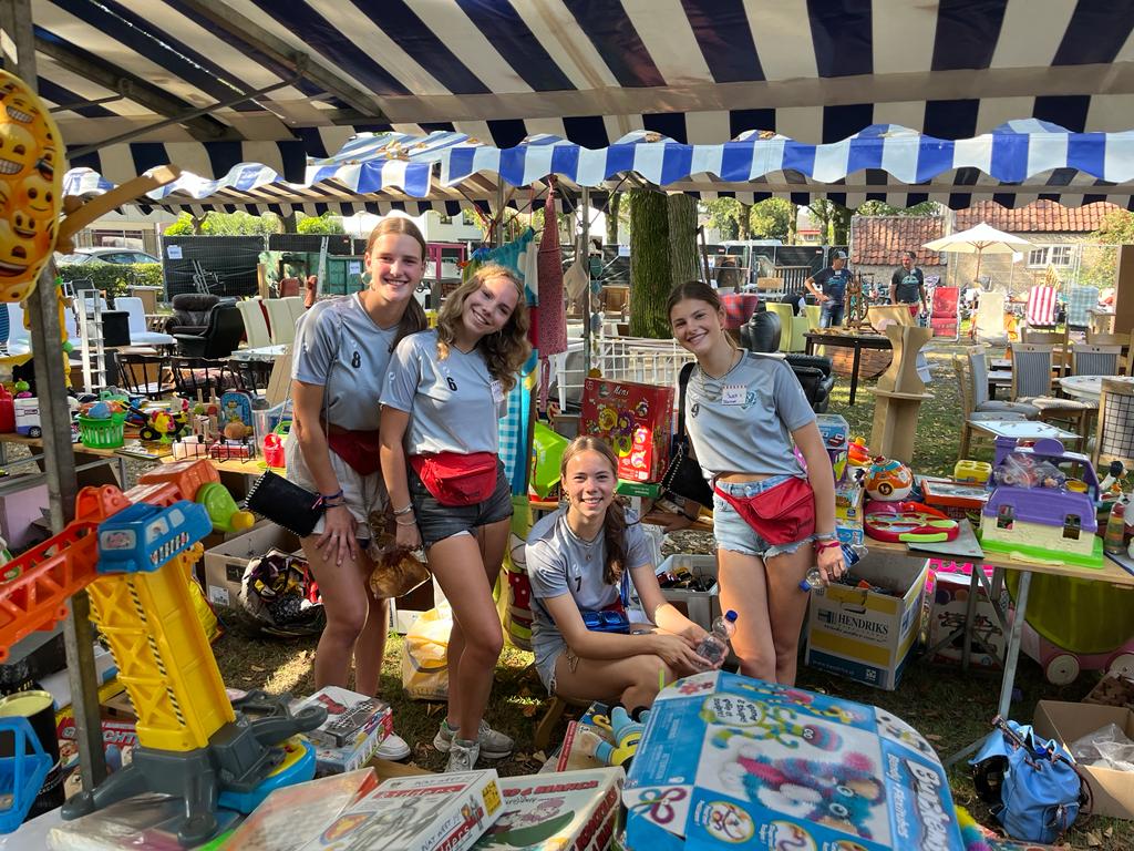 Vlooienmarkt op 13 en 14 september: kom helpen !
